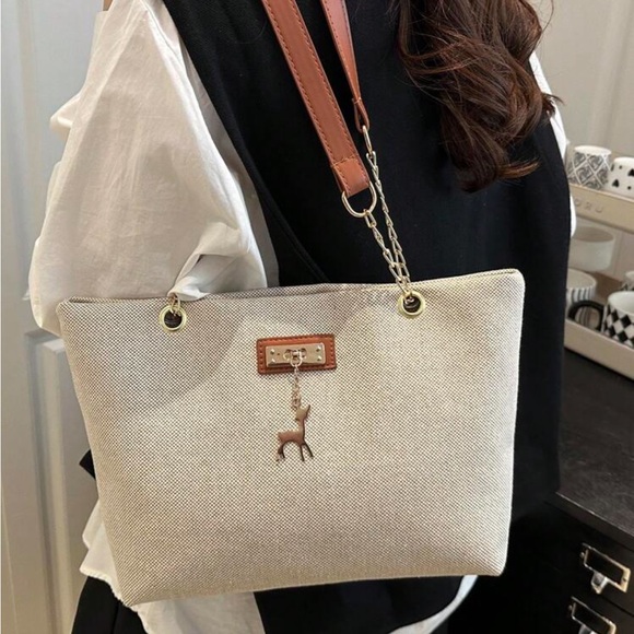 Handbags - ⚠️Clearance Chain Shoulder Tote Bag Elegant Cream with Tan Strap Gold Accents